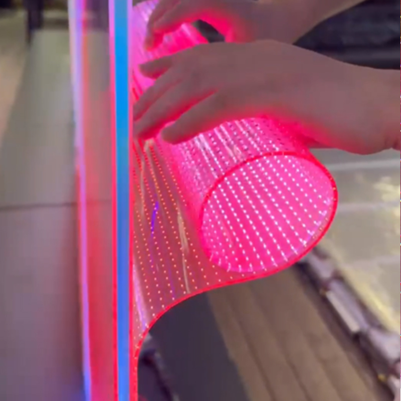 Brilliance in Clarity: The Advantages of LED Crystal Film Screens for Stunning Displays(图1)